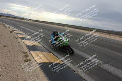 media/Sep-21-2025-Race Pace (Sun) [[98bf33ef95]]/Verified/3-Turn 11 Inside (850am)/